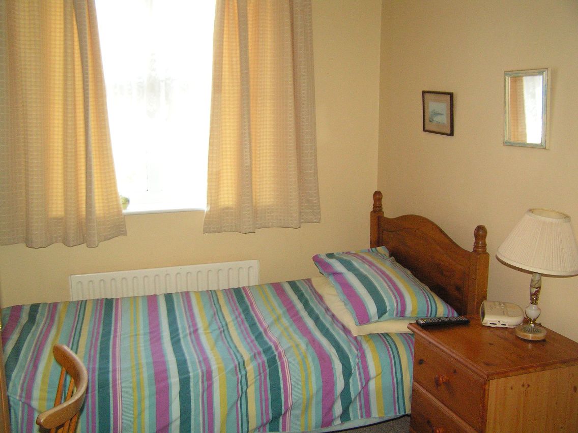 Single bedroom